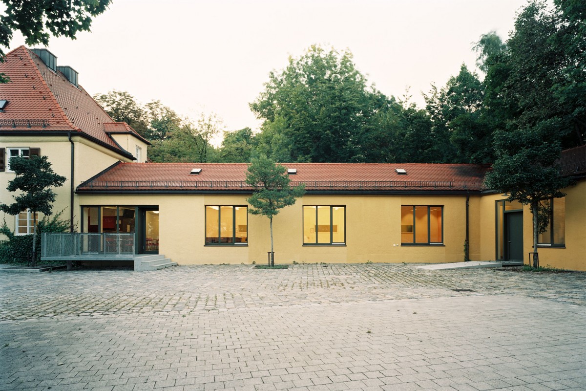 Referenz Jugendfreizeitstätte am Glockenbach Foto Fassade