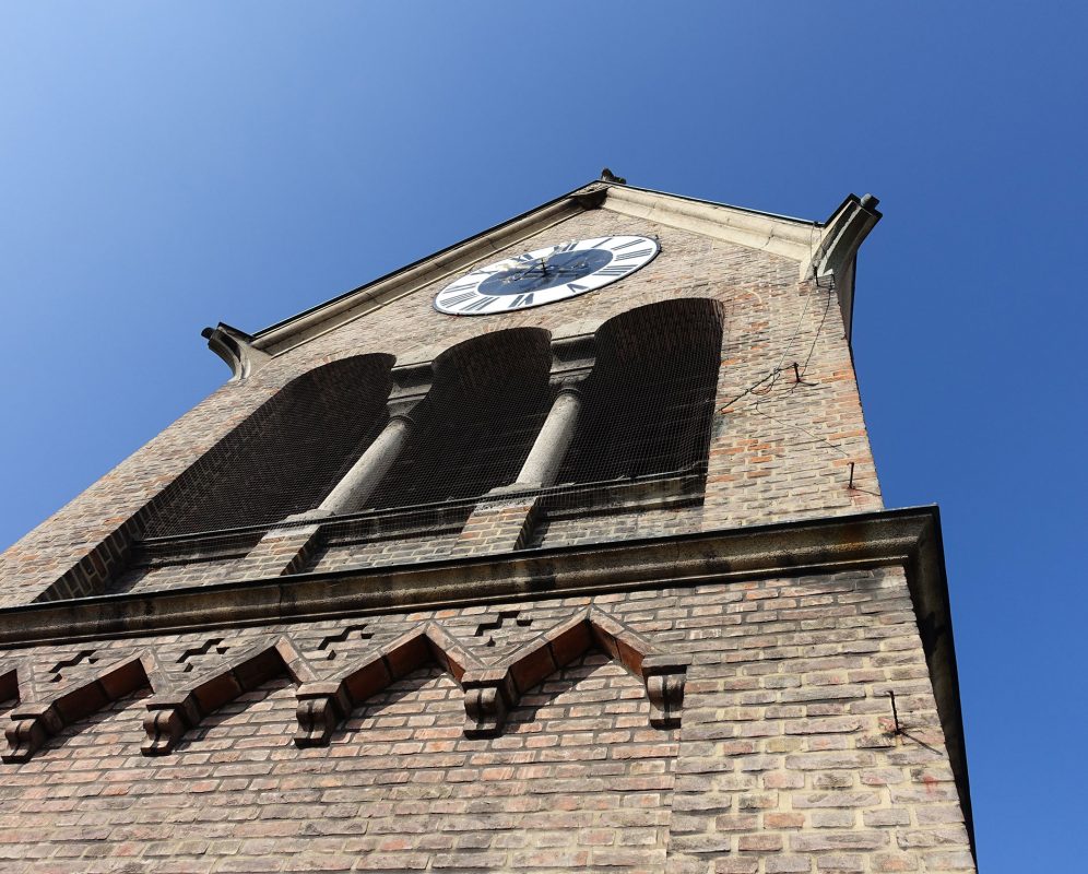 Referenz-Evangelische-Landeskirche-Foto-Gebäude-Turm